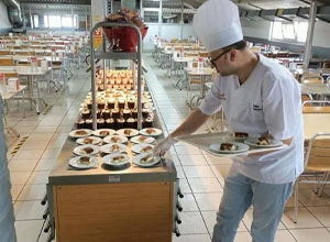 Yerinde pişirme ve servis